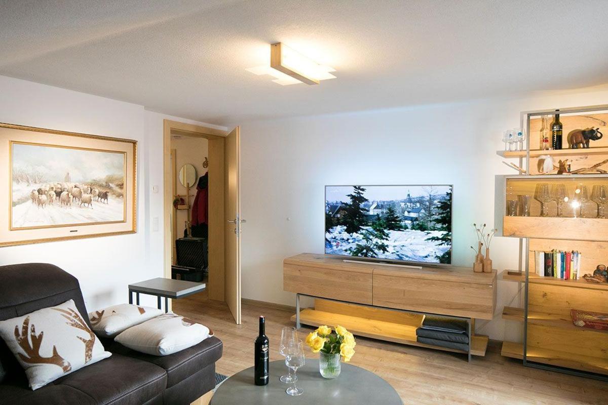 Appartement Zill Tux Eksteriør bilde